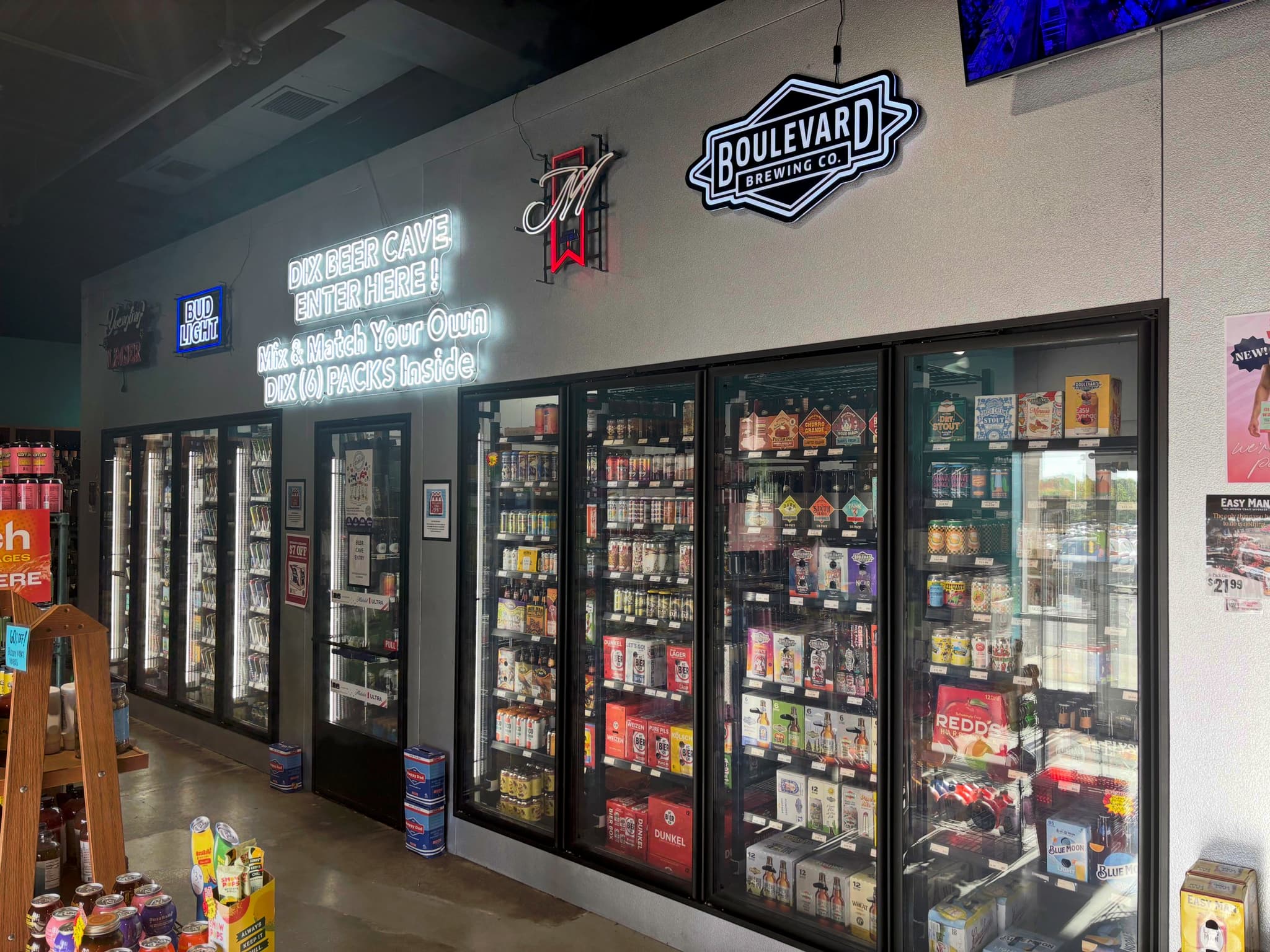 Dix Beer Cave entrance — mix & match your own 6-pack